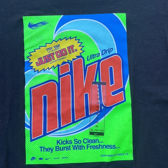 Nike Men's 'Just  Do It' Black Graphic Tshirt Size XL NWT - Picture 2 of 5